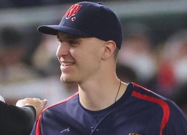 チェコ三塁手 大谷翔平との塁上ユニホーム会話内容明かす「素晴らしい体験」