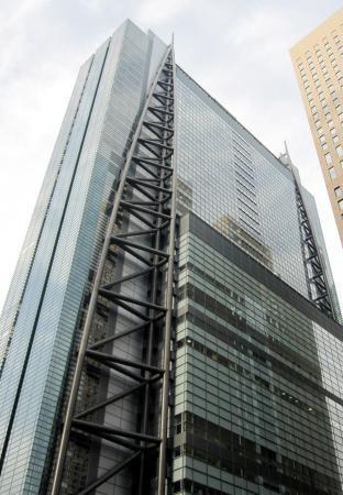 　日本テレビ＝東京都港区