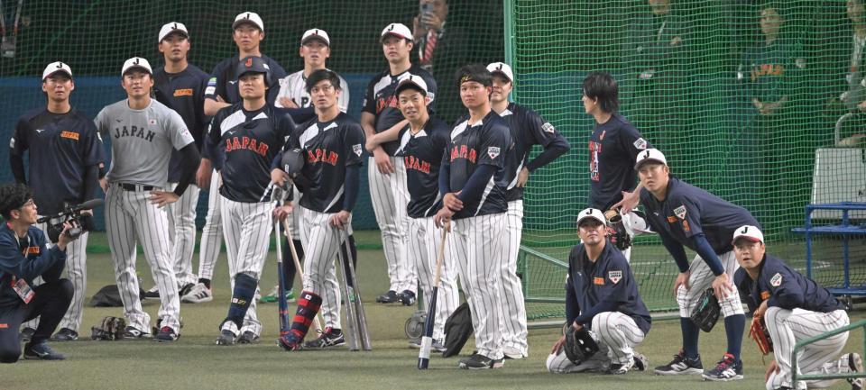 大谷のフリー打撃にくぎ付けの侍ジャパンナイン