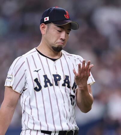 １回、杉本に先制適時打を浴びた菊池（撮影・中田匡峻）