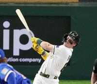 　７回、オーストラリアのバザナが本塁打を放つ