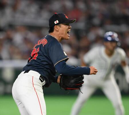 ３回、雄たけびを上げる山本（撮影・堀内翔）