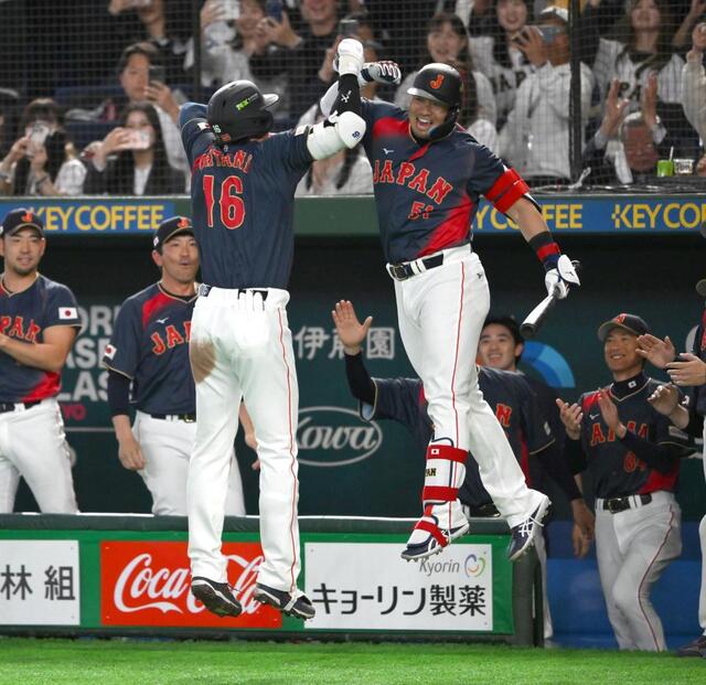 侍ジャパンが連覇へ圧勝コールド発進