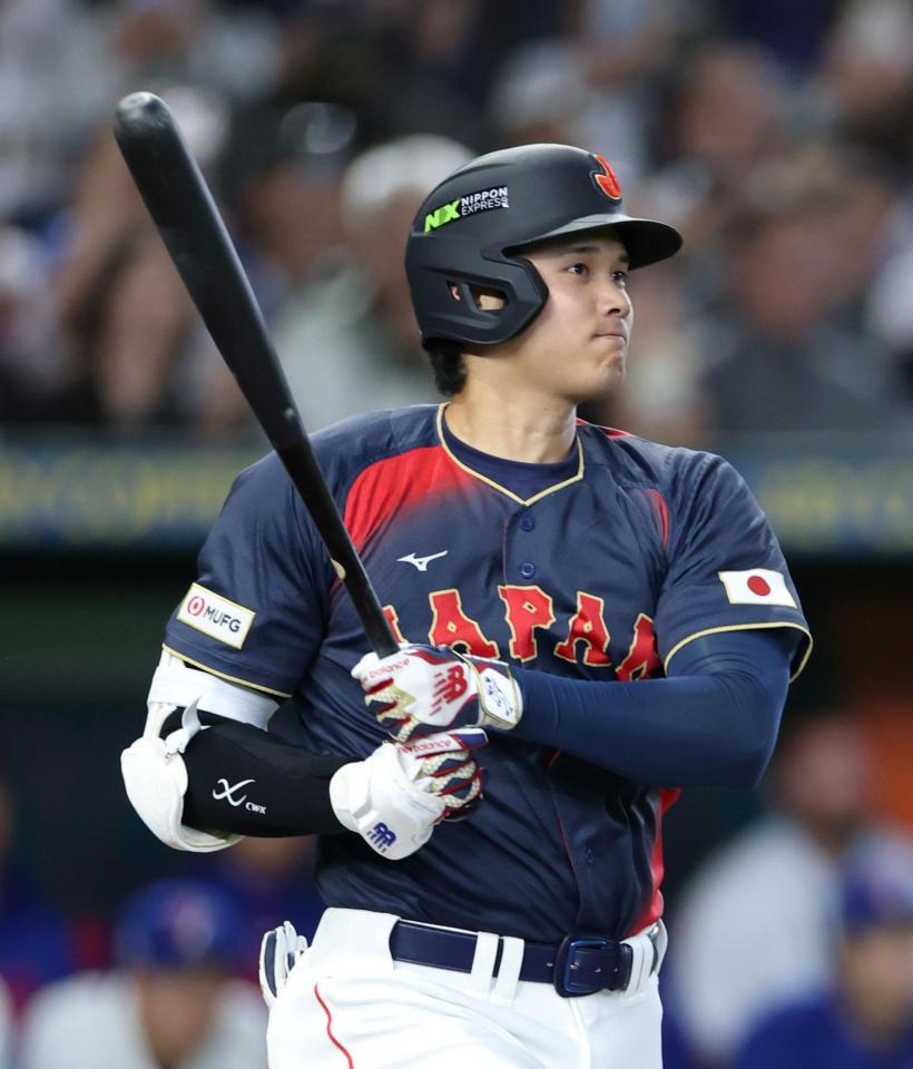 １回、右線へ二塁打を放つ大谷（撮影・伊藤笙子）