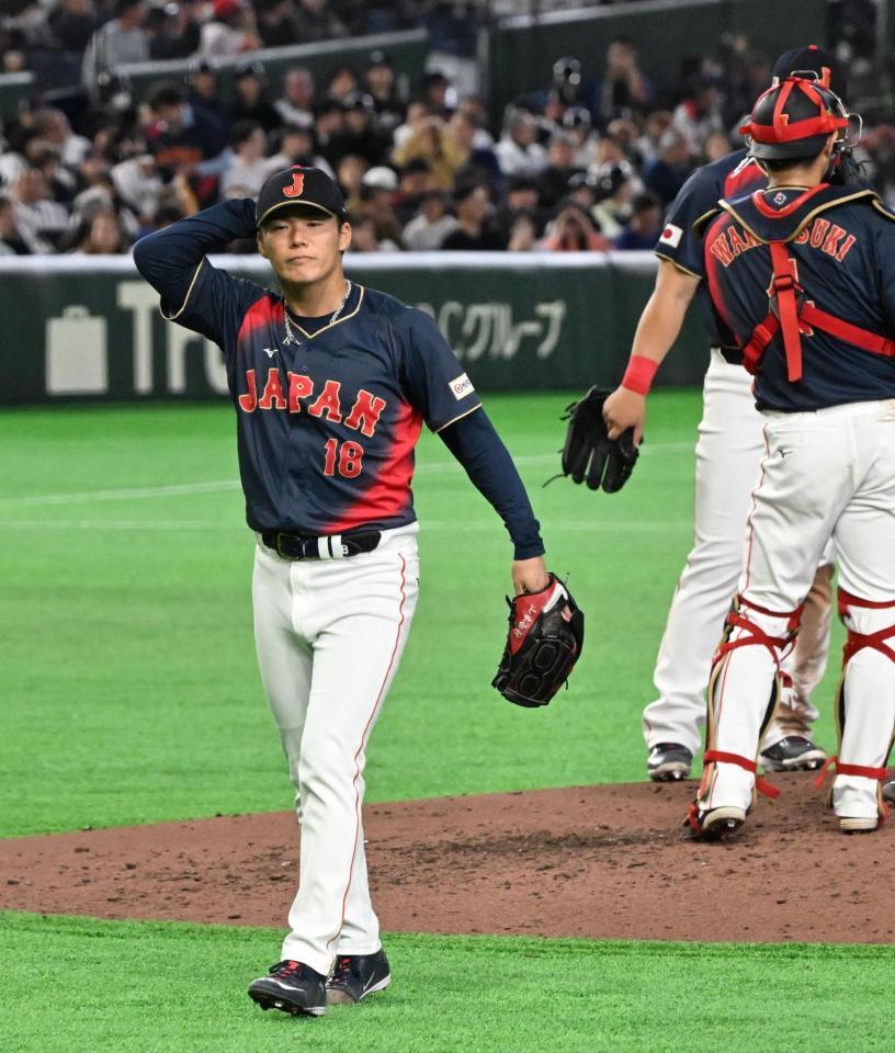 　３回、降板する山本