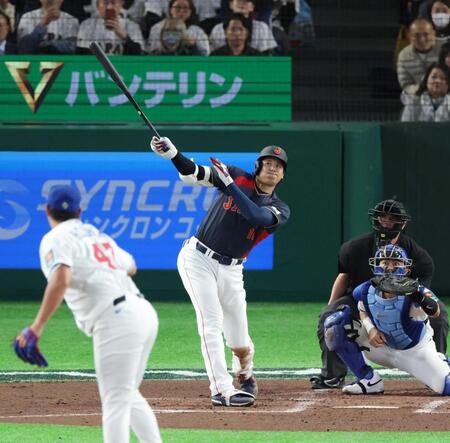 ２回１死満満塁で本塁打を放つ大谷（撮影・金田祐二）