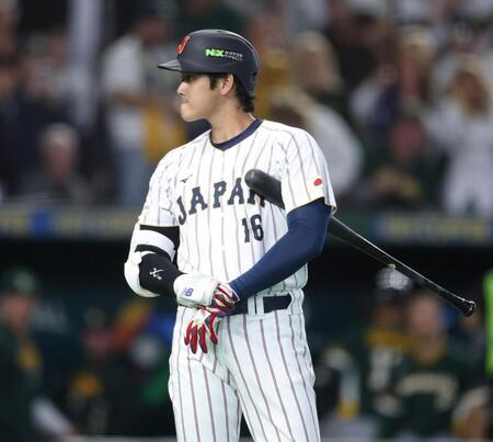 ４回、打席に立つも二塁走者の牧のけん制死で終了となった大谷（撮影・伊藤笙子）