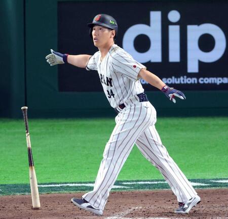 侍ジャパン・吉田正尚　ミスター以来“御前”弾！起死回生の逆転２ラン　開幕３連勝で１次リーグ１位突破！