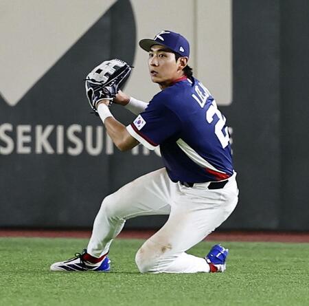 　オーストラリア戦の９回に好守を見せた韓国の李政厚