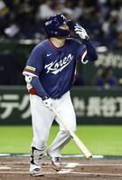 ２回、先制２ランを放つ韓国の文保景