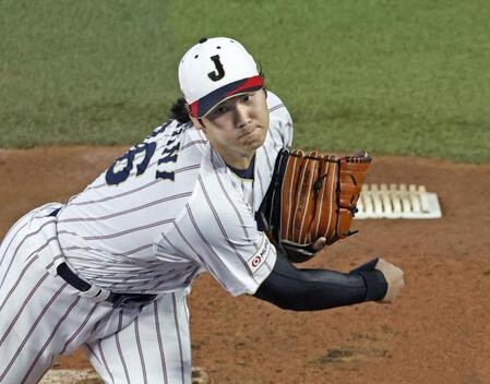 　実戦形式の打撃練習に登板したＷＢＣ日本代表の大谷翔平