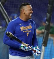 笑顔を見せるベネゼエラ・サルバドール・ペレス（撮影・伊藤笙子）