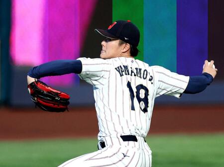 キャッチボールをする山本