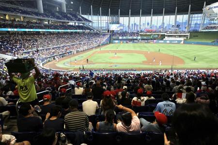 ところどころ空席が目立つ韓国対ドミニカ戦（撮影・伊藤笙子）