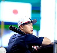 打撃練習を行った佐藤輝