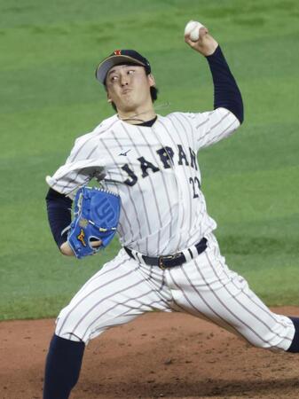 　ベネズエラ戦の５回に登板した隅田＝マイアミ（共同）