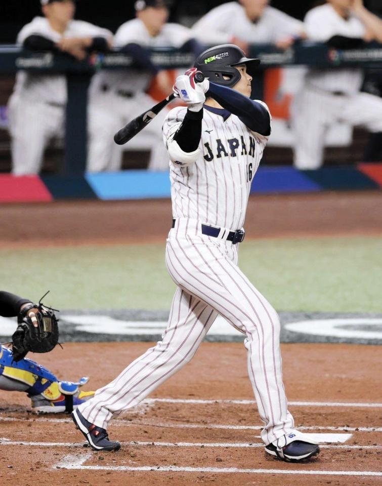 　先頭打者アーチを放つ大谷（撮影・伊藤笙子）