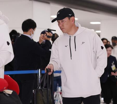 ＷＢＣを終え、帰国した野球日本代表の井端監督