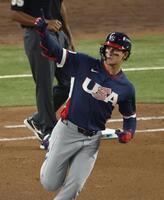 　ドミニカ共和国戦の４回、勝ち越しソロを放った米国のアンソニー