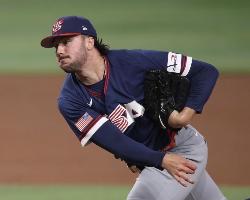 力投する先発の米国・スキーンズ（撮影・伊藤笙子）