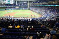 試合開始３０分前を切るも、空席が目立つベネズエラ対イタリア戦（撮影・伊藤笙子）