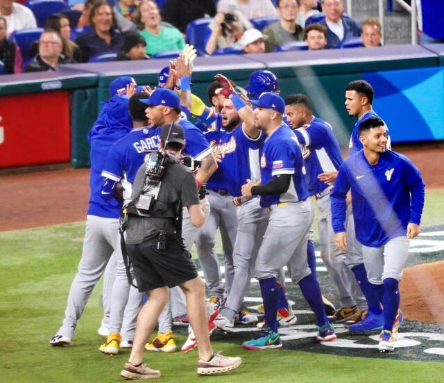 ＷＢＣ決勝　アブレイユのソロ弾で加点