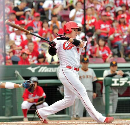 　広島・丸は力強い打撃を復活させることができるか