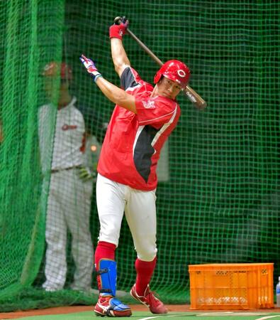 　緊急招集されたがスタメンに起用されなかった広島・安倍