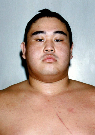 　死去した元十両武哲山の栗本剛氏