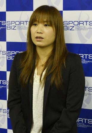 　引退を表明した竹下