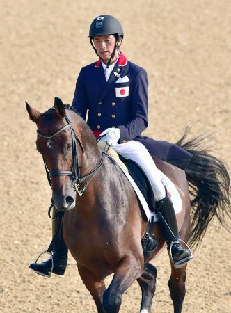 　馬場馬術の個人予選兼団体で演技する林伸伍＝仁川（共同）