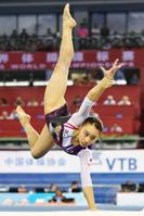 女子体操、寺本は１８位