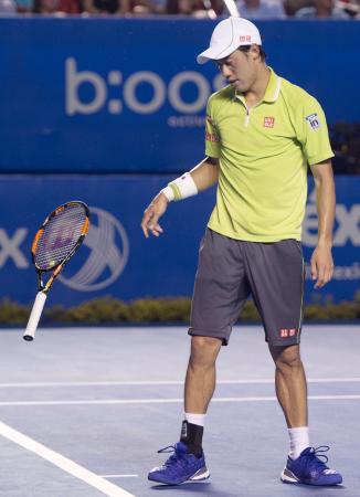 　男子シングルス決勝でダビド・フェレールにストレートで敗れた錦織圭＝アカプルコ（共同）