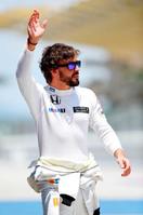 アロンソ復帰も１４＆１６位