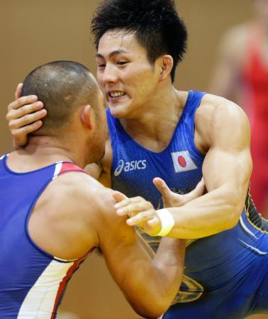 　世界選手権に向けた合宿で、練習する田野倉翔太＝味の素ナショナルトレーニングセンター