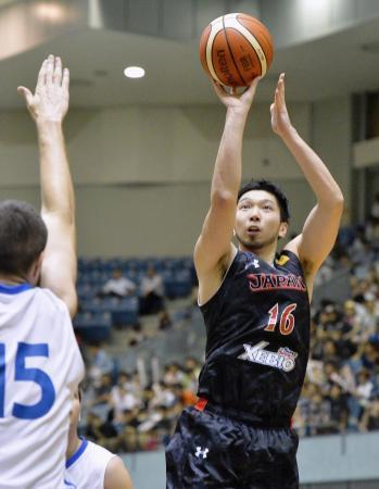 　日本-チェコ　シュートを決める松井＝千葉ポートアリーナ