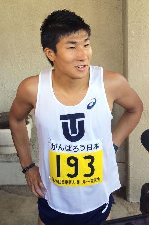 　陸上関東学生新人選手権の１００メートルに出場し、１０秒１９で優勝した桐生祥秀＝上尾運動公園陸上競技場
