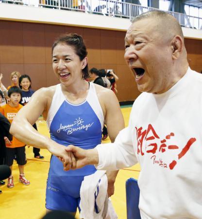 レスリング、浜口が復帰戦で優勝