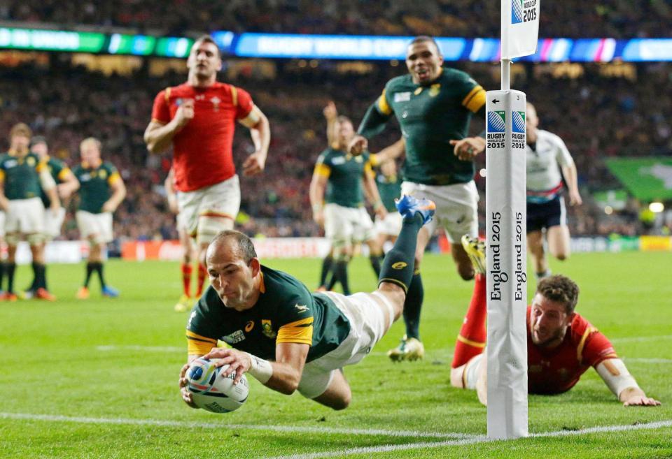 　トライを決める南アフリカのデュプレア（ＡＰ＝共同）