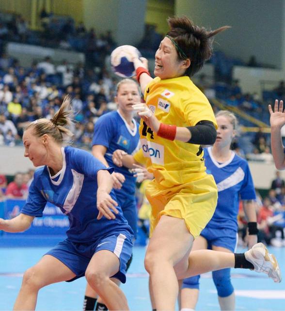 ハンドボール女子　４０年ぶり五輪王手