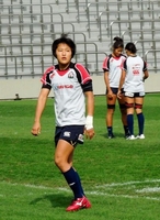 試合会場の秩父宮で汗を流す主将の中村知春