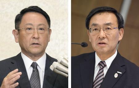 　豊田章男トヨタ自動車社長（左）、津賀一宏パナソニック社長