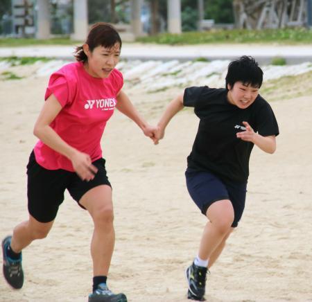 バドミントン日本代表が合宿公開