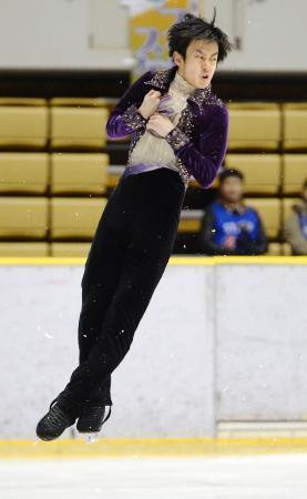 フィギュア男子は１年の山本Ｖ