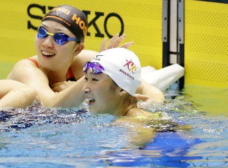 競泳女子、１５歳池江が日本新