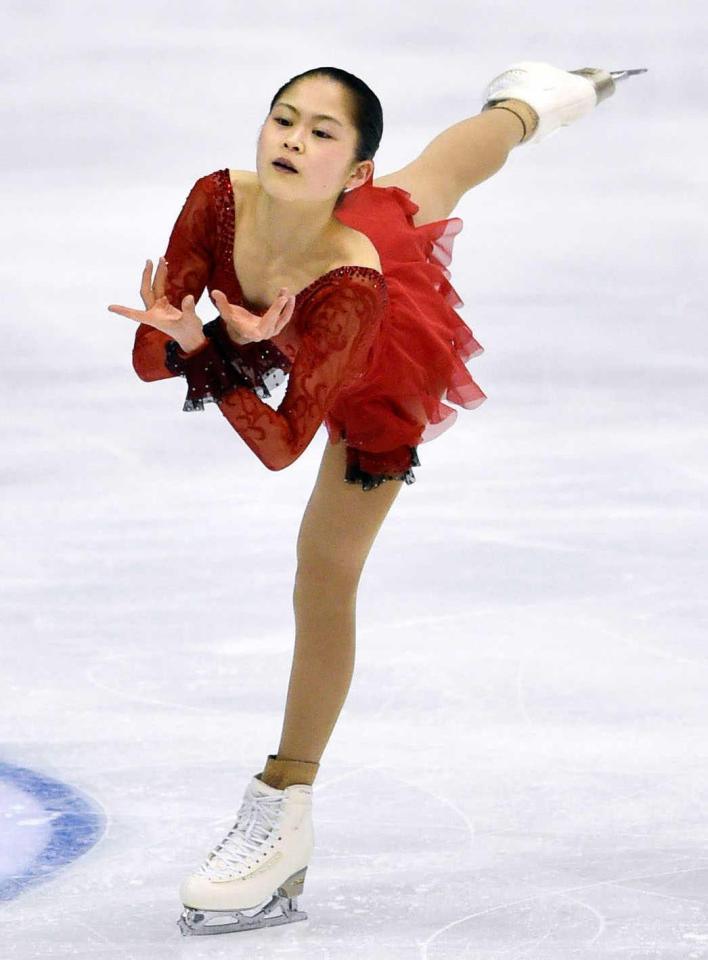 　公式練習で調整する宮原知子（共同）