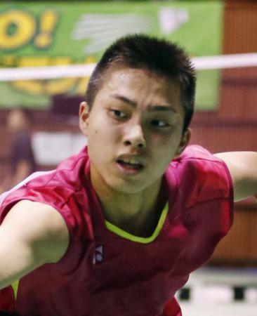 バドミントン、奈良岡ら２回戦へ