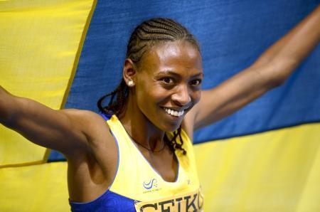 　２０１４年世界室内選手権で女子１５００メートルを制したアベバ・アレガウィ＝（ロイター＝共同）