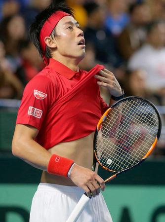 　フルセットの末アンディ・マリーに競り負けた錦織圭（共同）