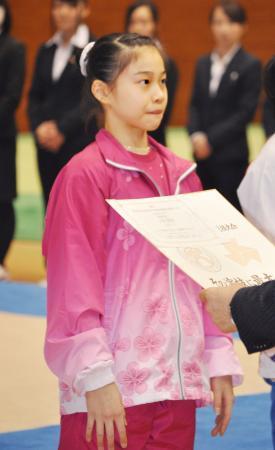 体操女子の杉原、五輪選考へ課題